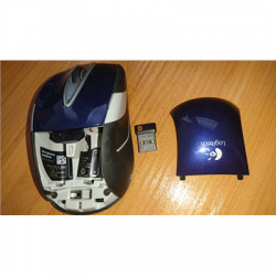 Myszka mysz bezprzewodowa Logitech M525 granat-80759