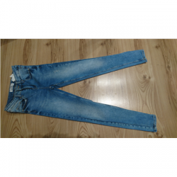 Spodnie jeans Sinsay dziewczynka R 32 -9-11 lat-89380
